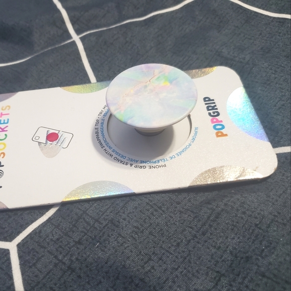 NEW Lot of 2: Popsocket - Plant Mom AND Pastel Blue Marble - Picture 3 of 3